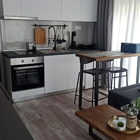 Down Town Luxurious Apartments Александруполис Екстериор снимка